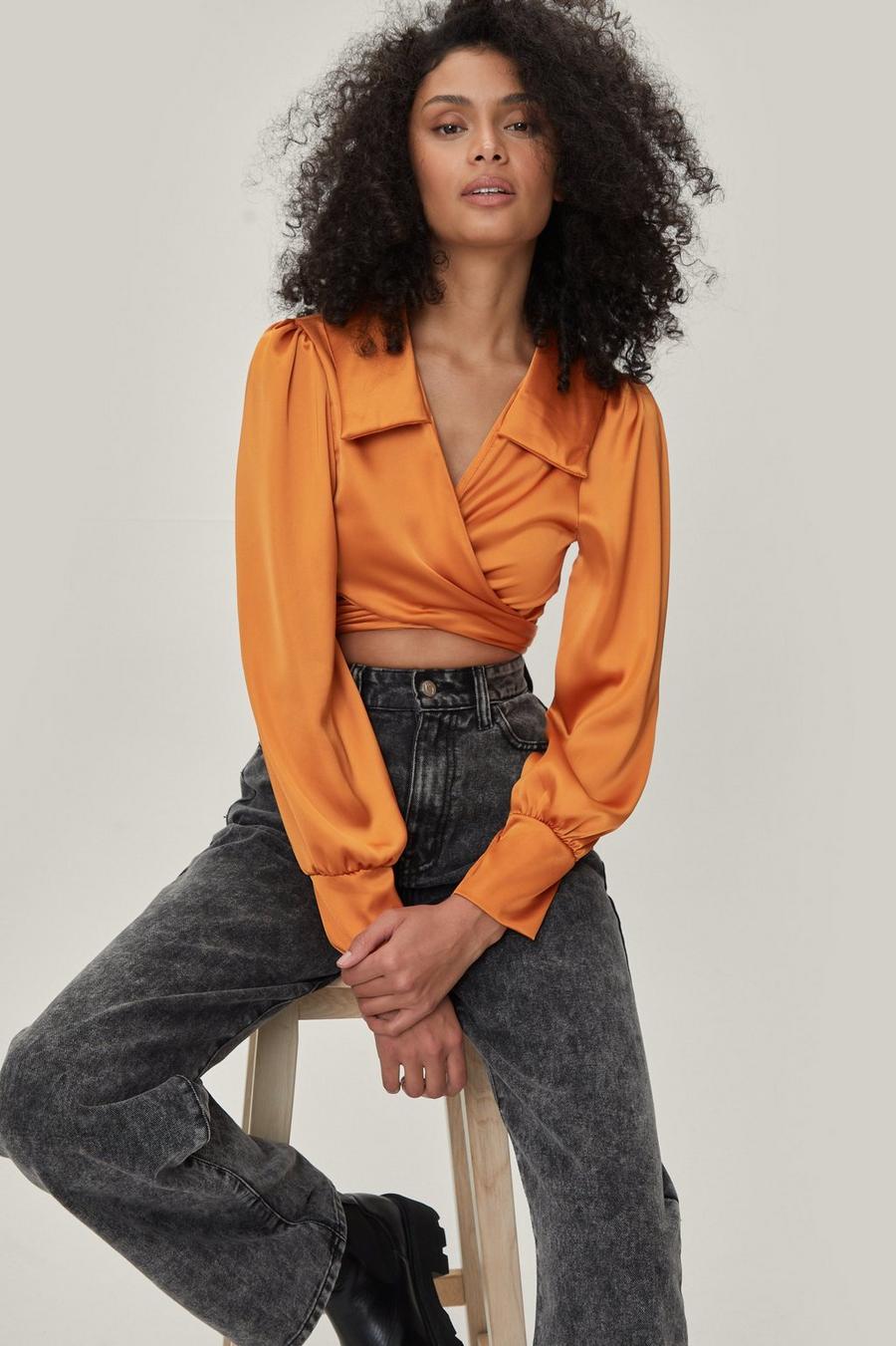 Twist Front Cut Out Cropped Shirt