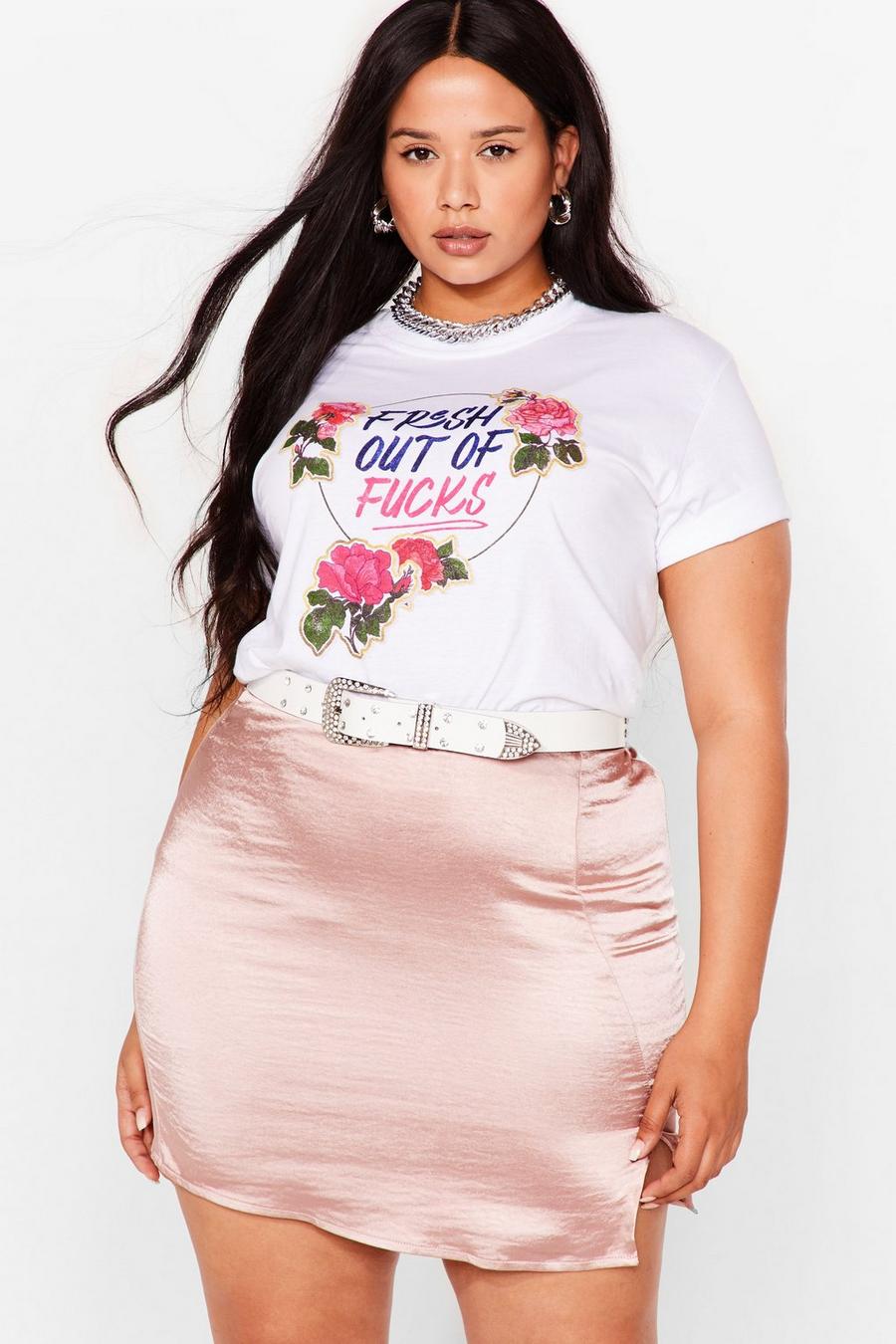 Plus Size Fresh Out of Fucks Graphic T-Shirt
