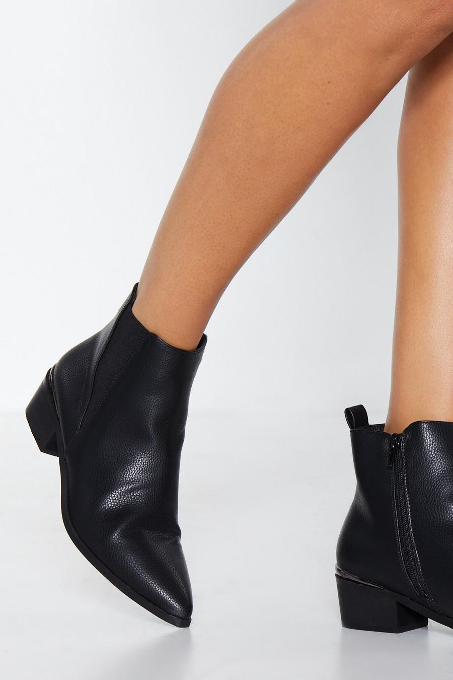 Pointed Low Block Chelsea Boot