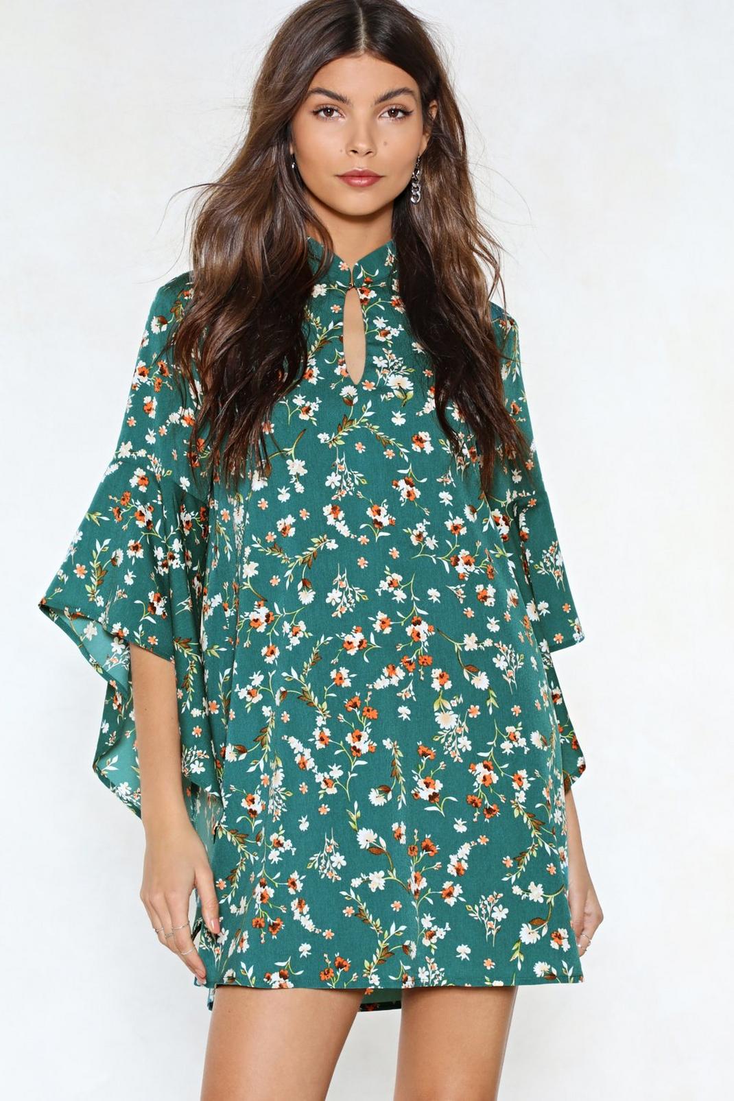 Switch Up the Volume Floral Dress image number 1