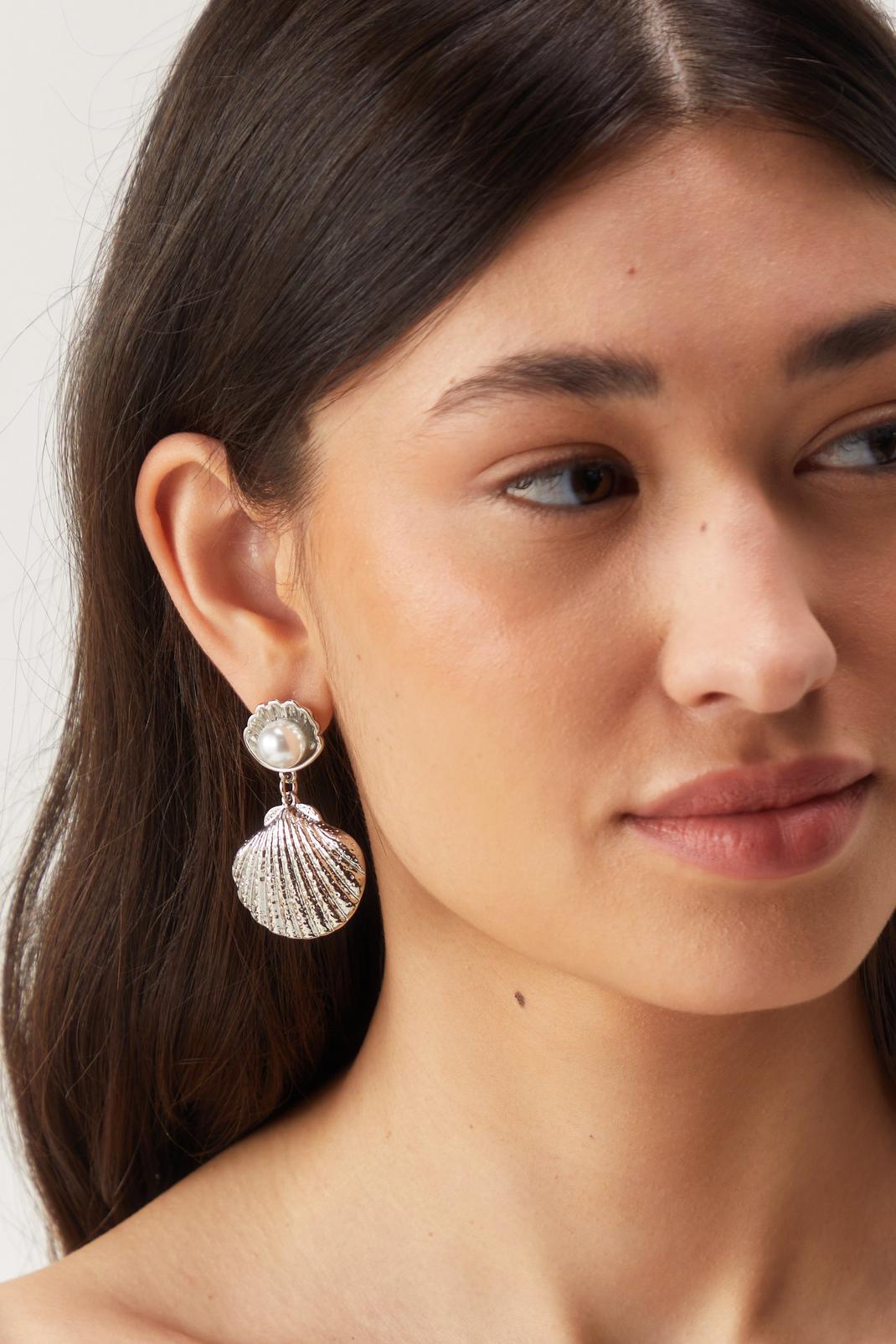 Silver Shell Drop Earrings image number 1