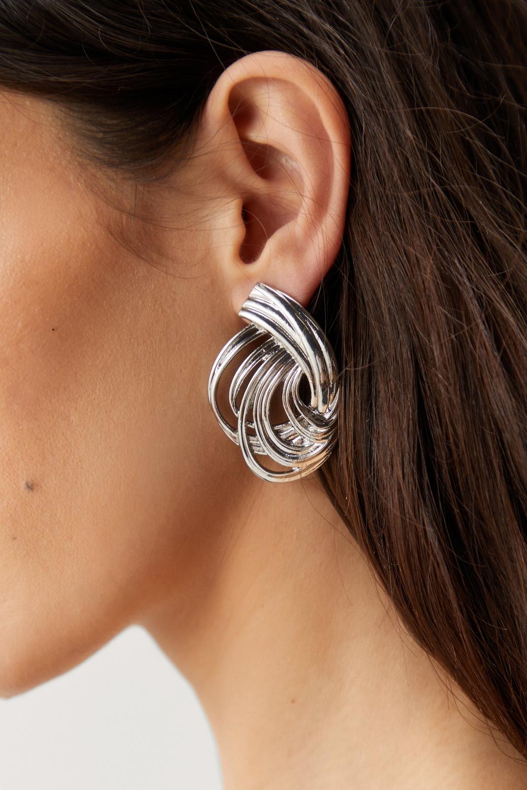 Silver Twist Circle Earrings image number 1