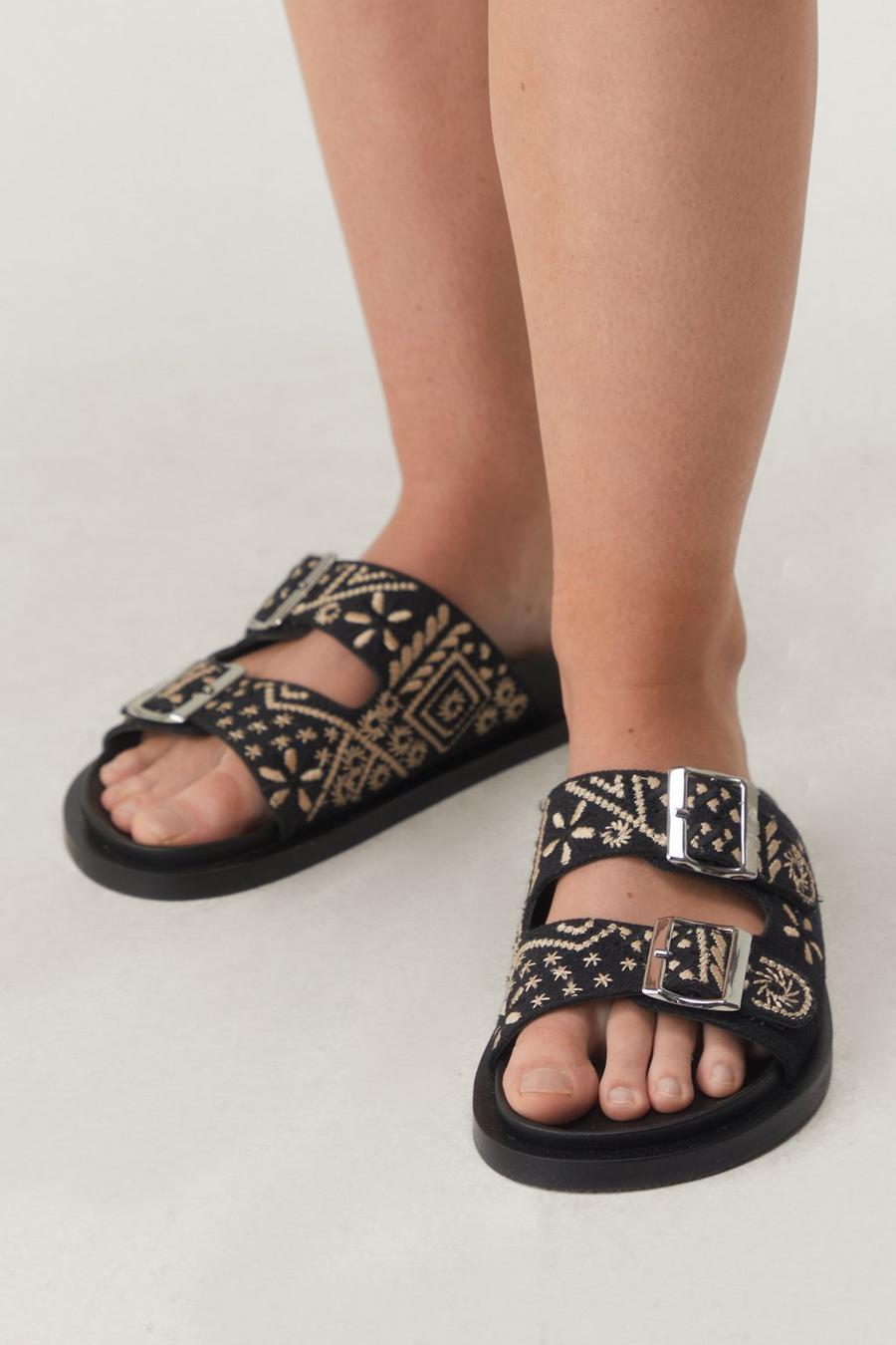 Embroidery Double Buckle Flatbed Sandal  