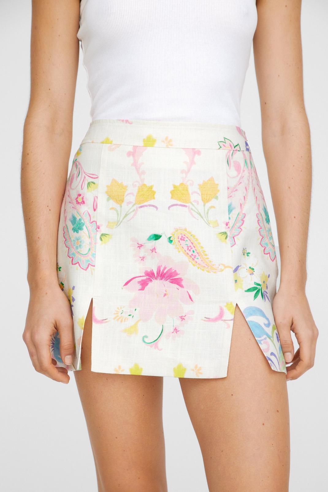 Multi Premium Floral Linen Mini Skirt  image number 1