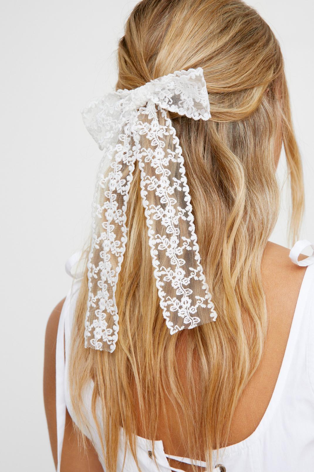 White Floral Lace Hair Bow image number 1