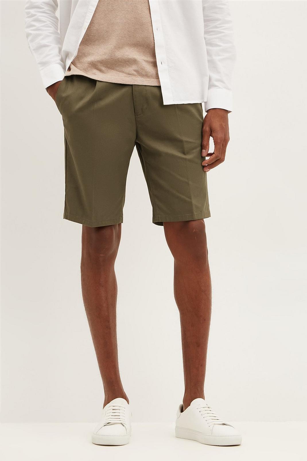 109 Slim Fit Pleat Front Shorts image number 1