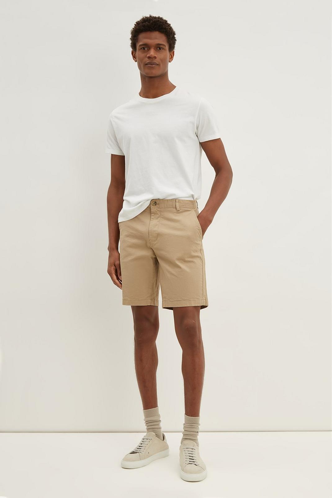 165 Classic Chino Shorts image number 2