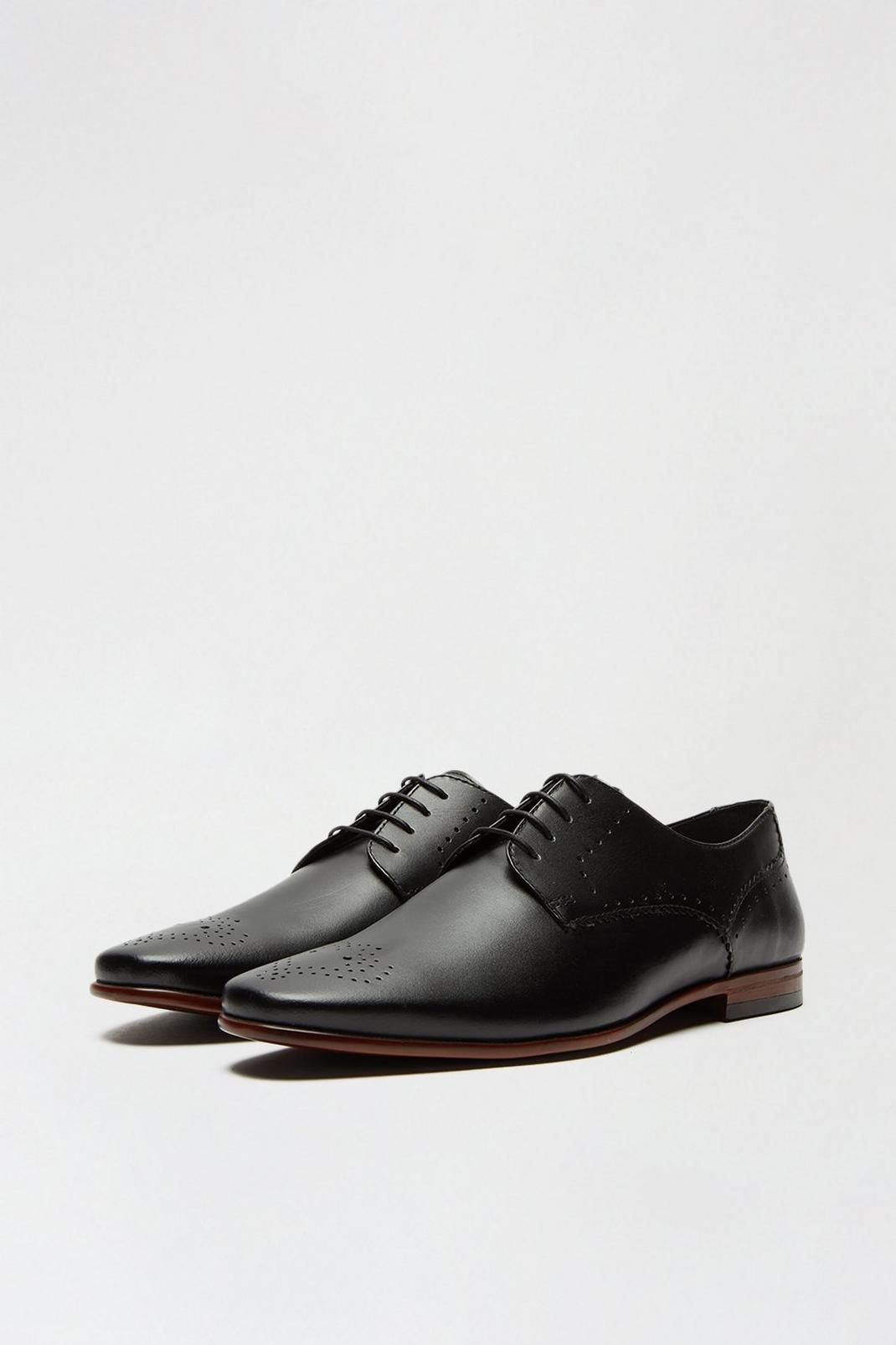 105 Leather Shoes with Brogue Detail image number 2