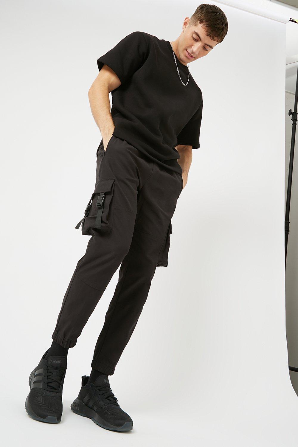 black cargo slim pants