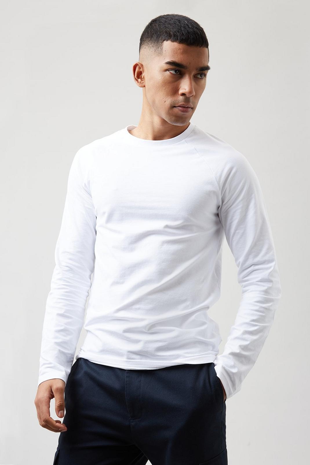White Muscle Fit Long Sleeve T-Shirt image number 1