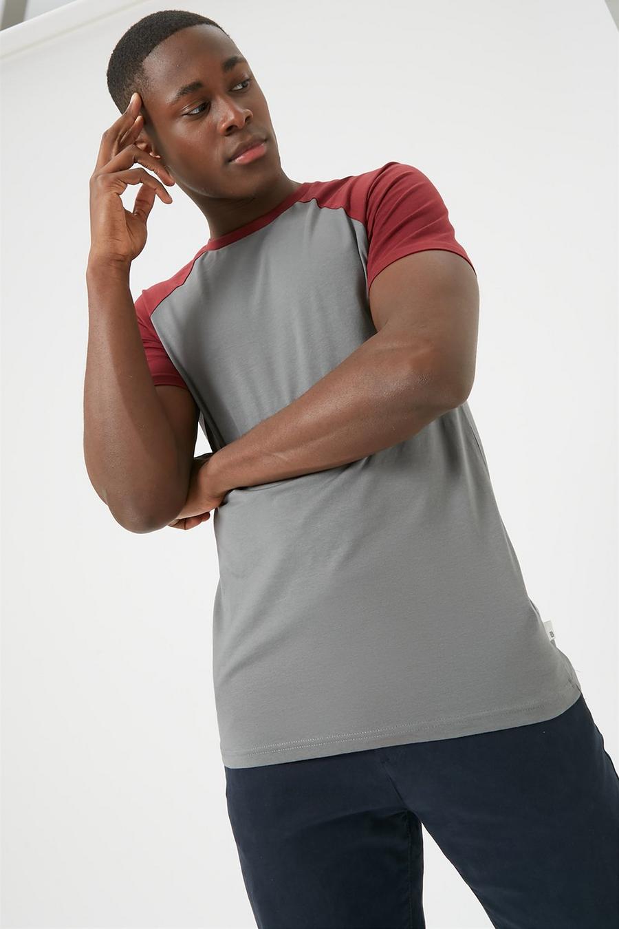 Short Sleeve Muscle Fit Raglan T Shirt