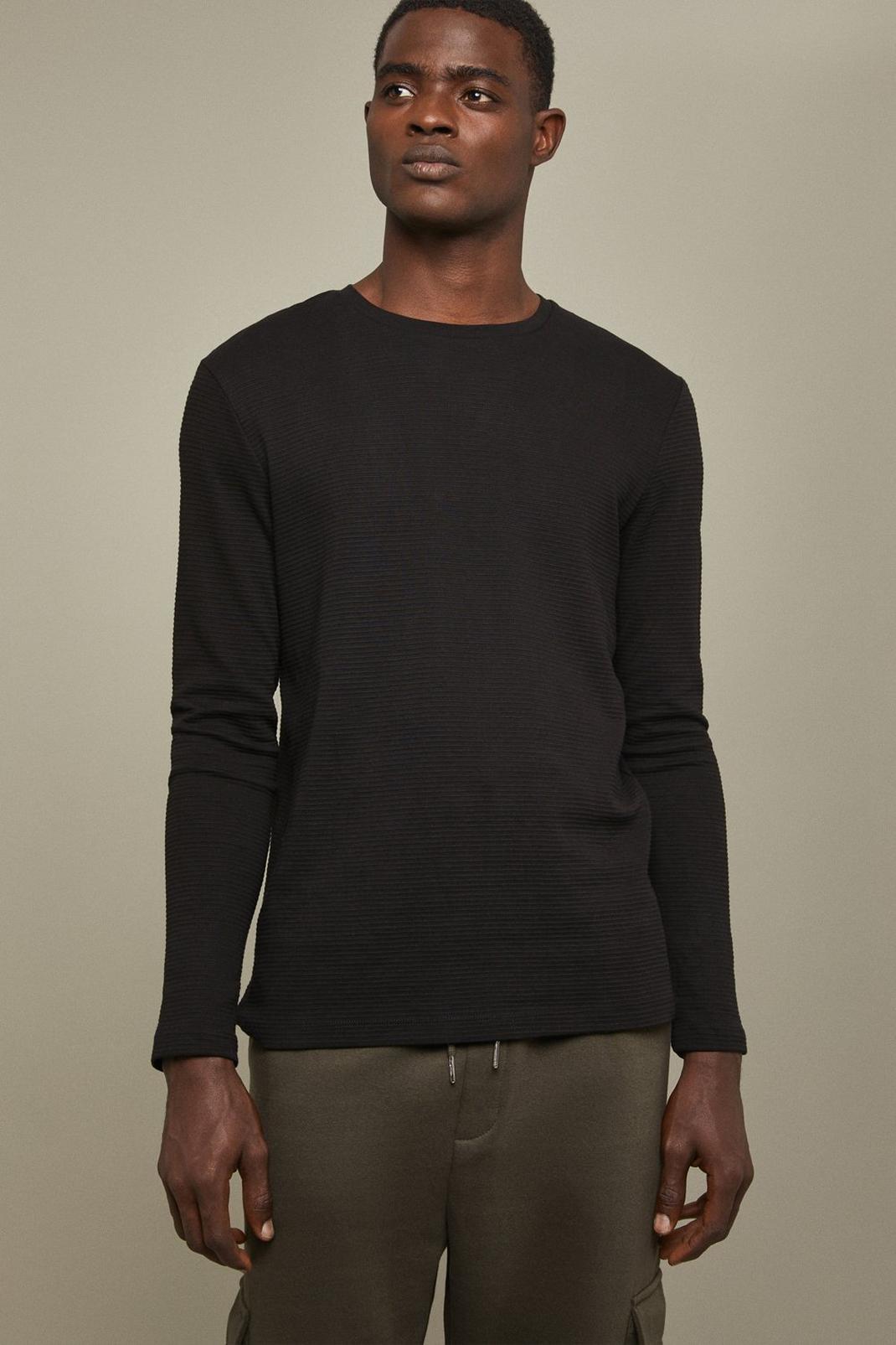 Black Long Sleeve Textured T-shirt image number 1