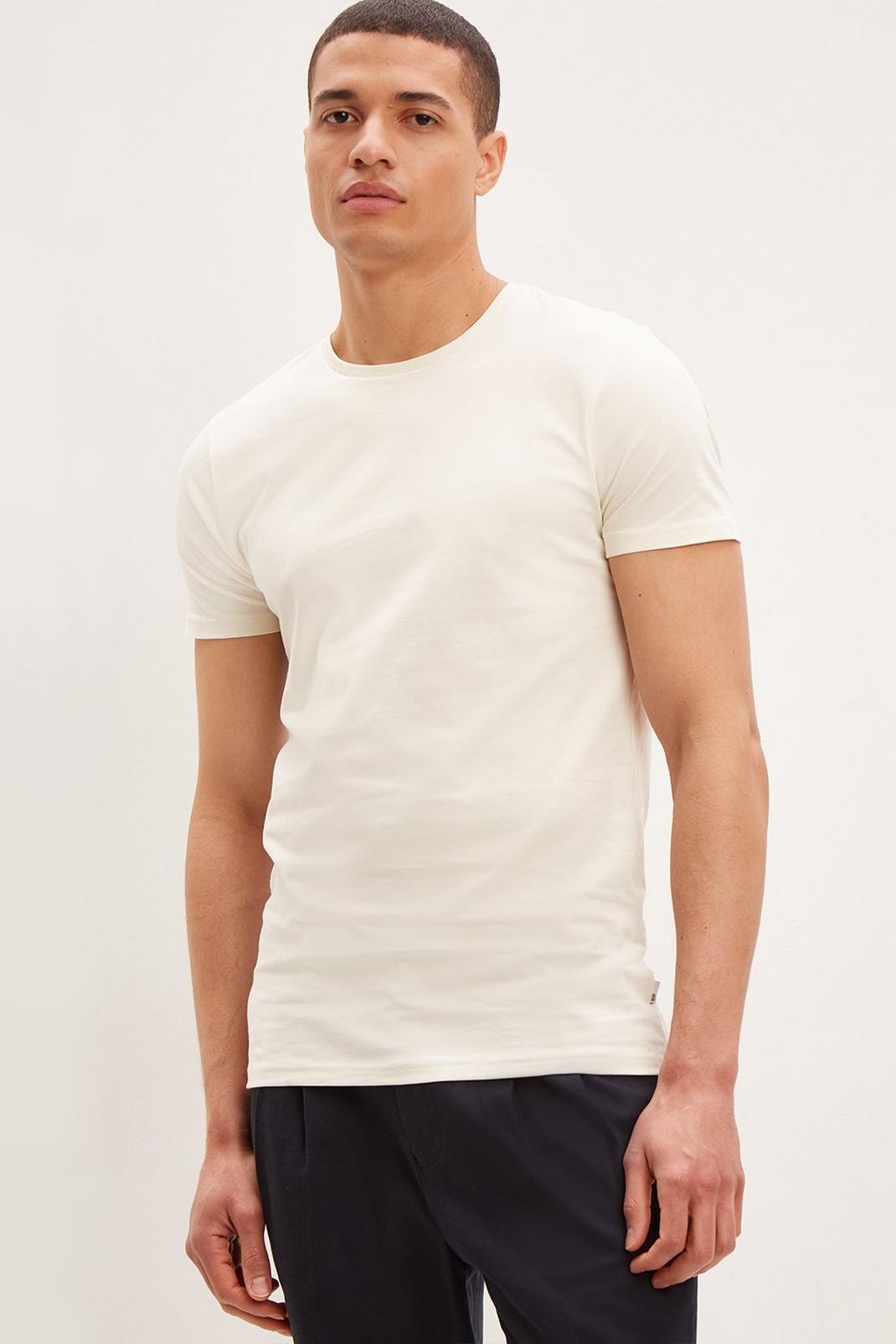 Cream Muscle Fit Short Sleeve T-Shirt image number 1