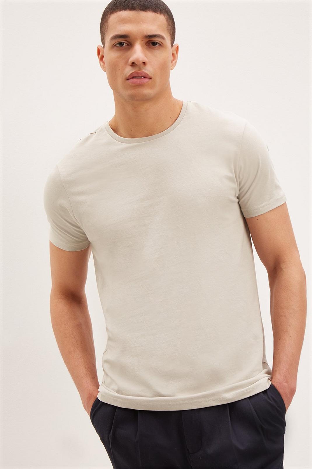 Grey Muscle Fit Short Sleeve T-Shirt image number 1
