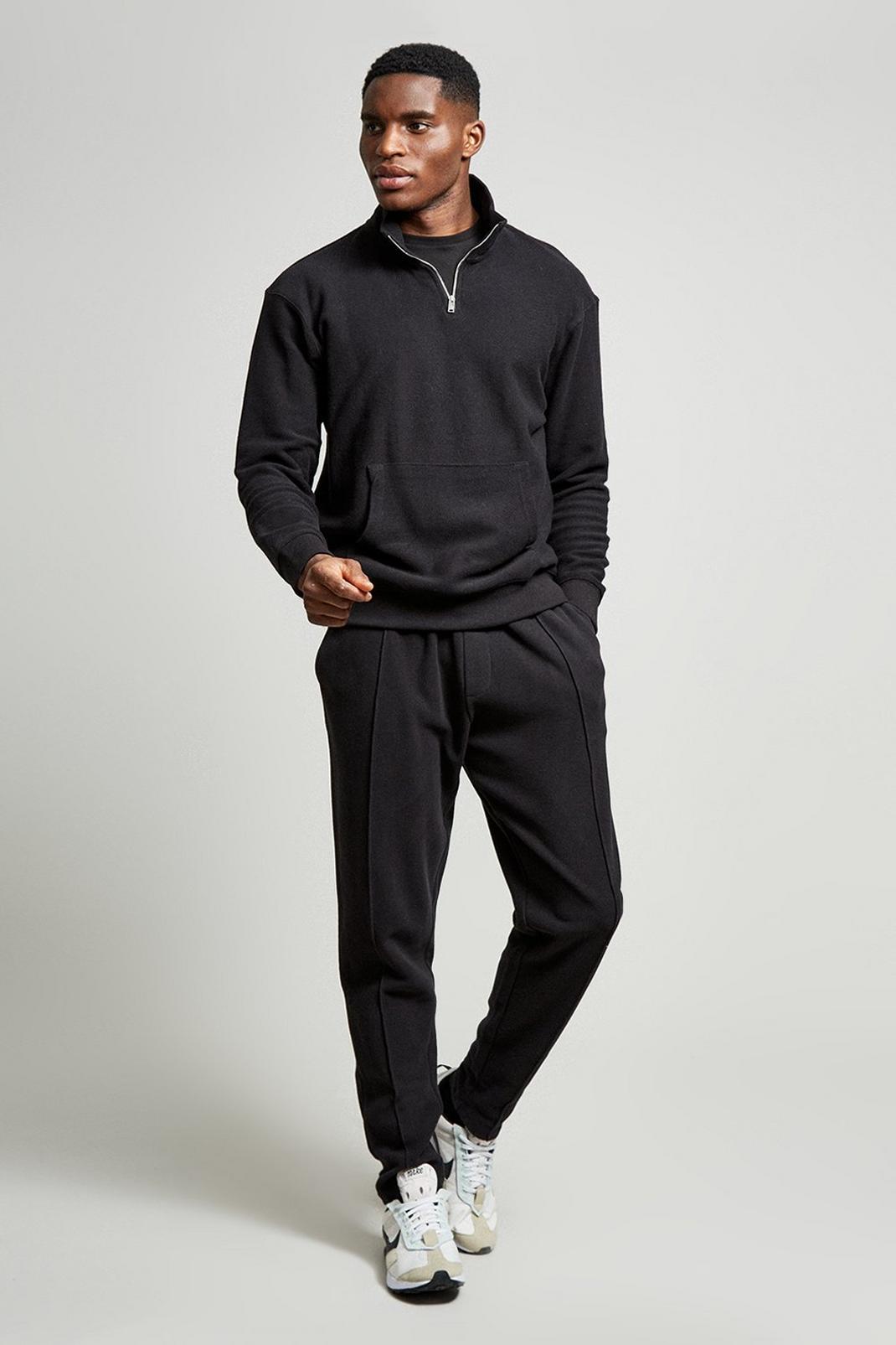 105 Relaxed Fit Quarter Zip Funnel Neck Sweat image number 2