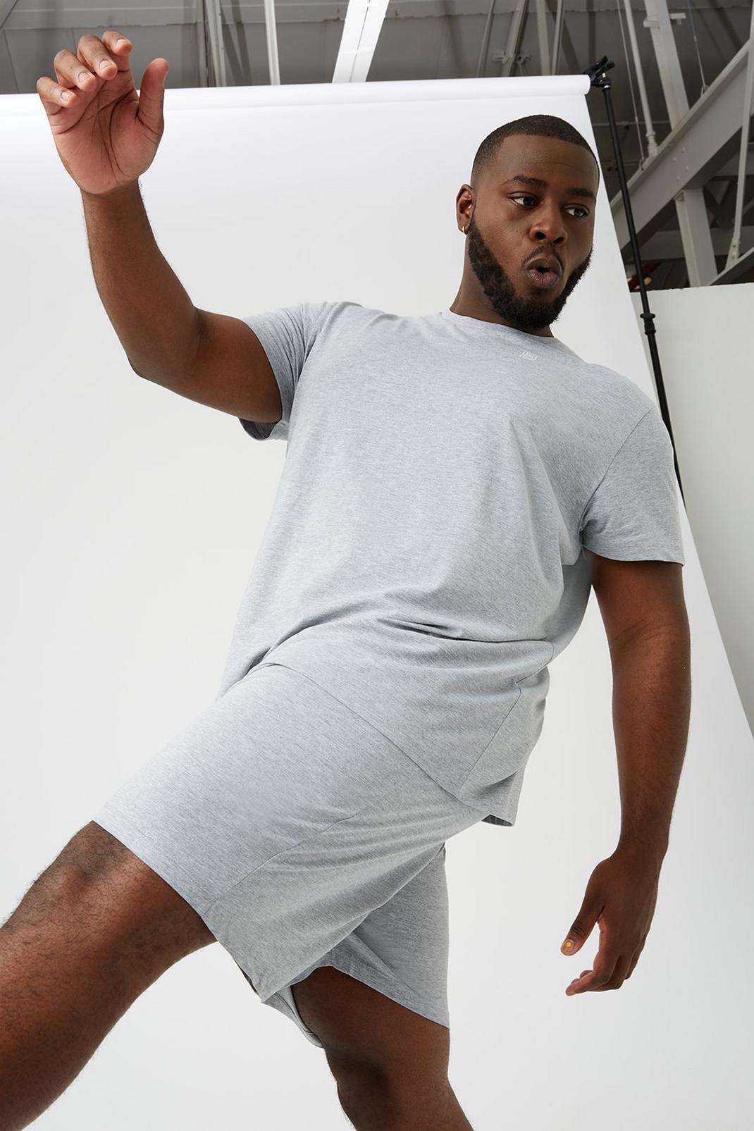 508 Plus And Tall Grey Tee And Short Set image number 2