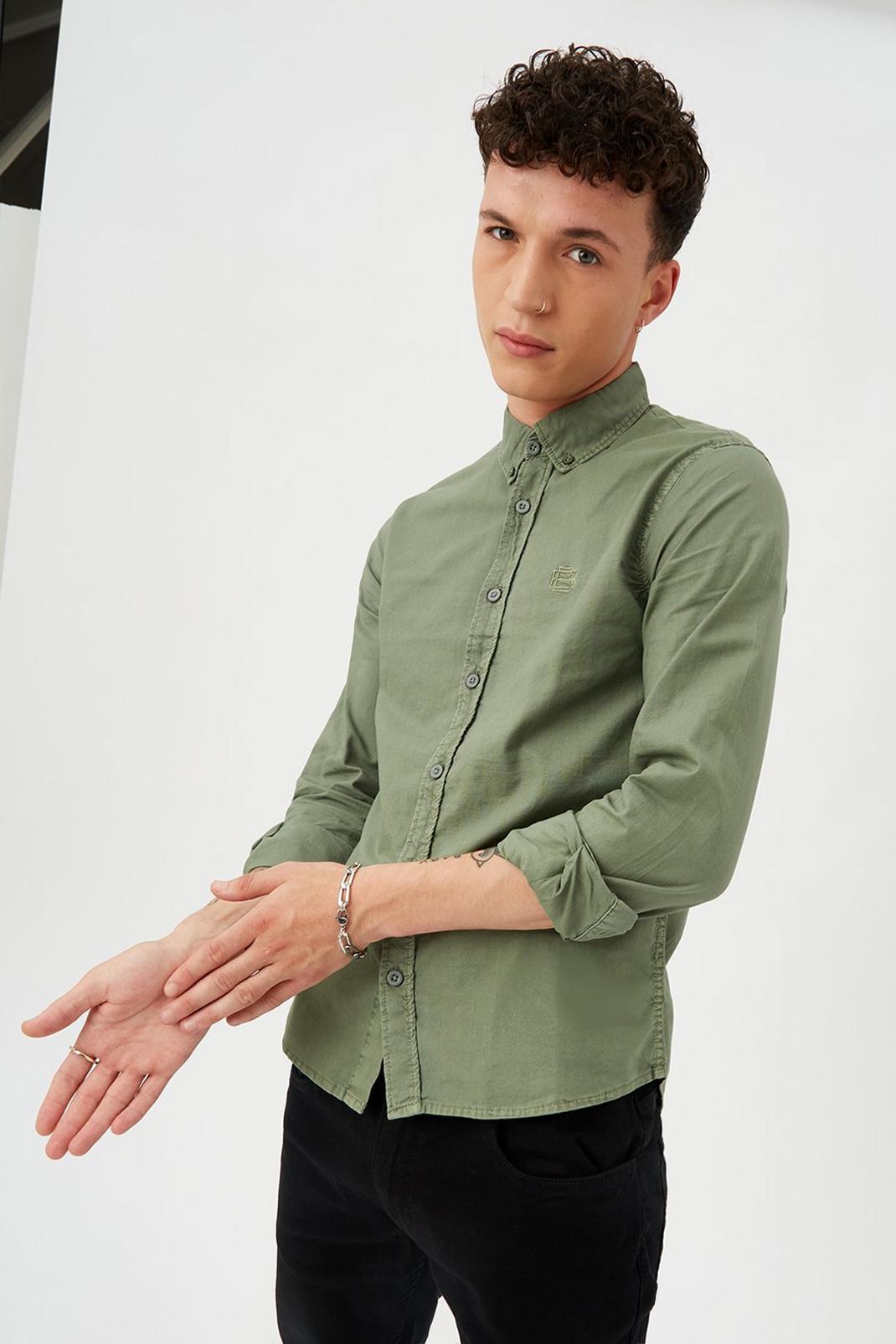 Green Long Sleeve Skinny Fit Garment Dyed Oxford image number 1