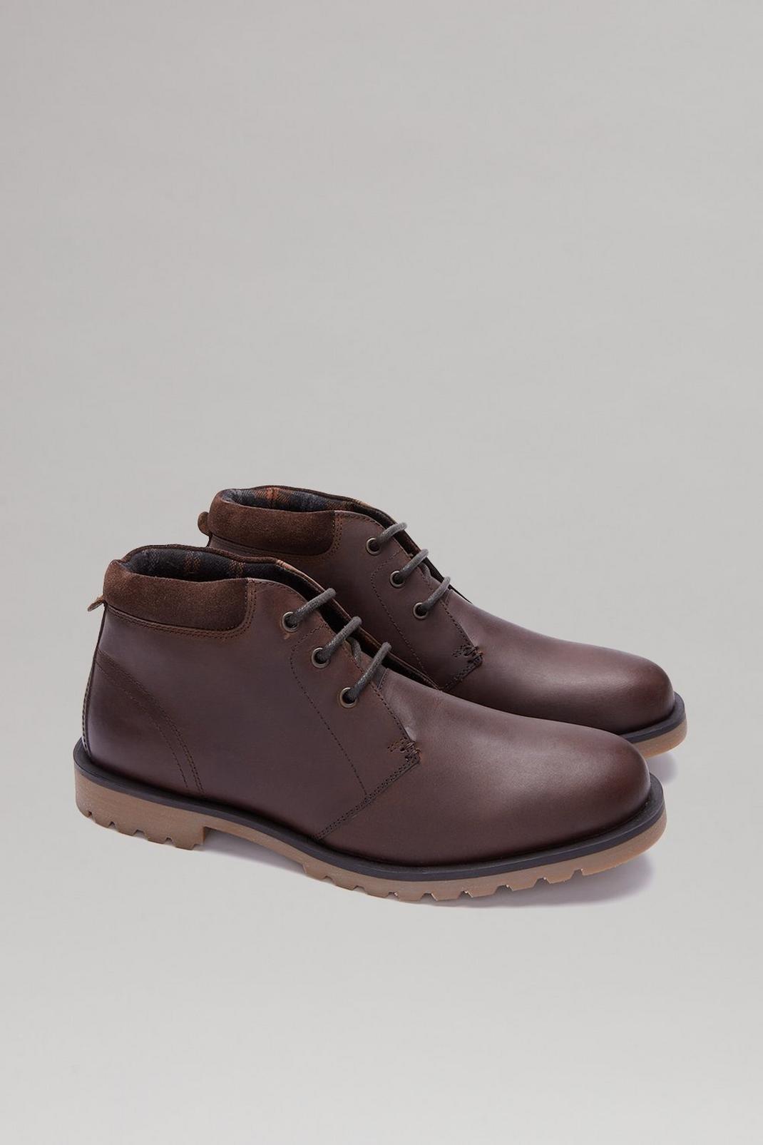 638 Padded Leather Chukka Boots image number 2