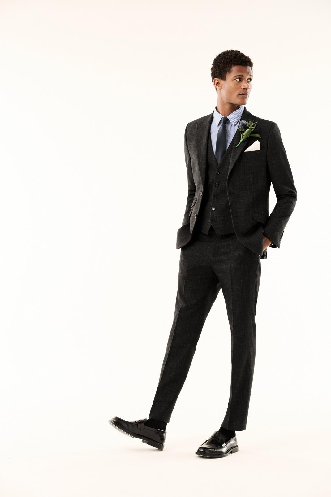 Slim Fit Black Scratch Textured Two-Piece Suit image number 2
