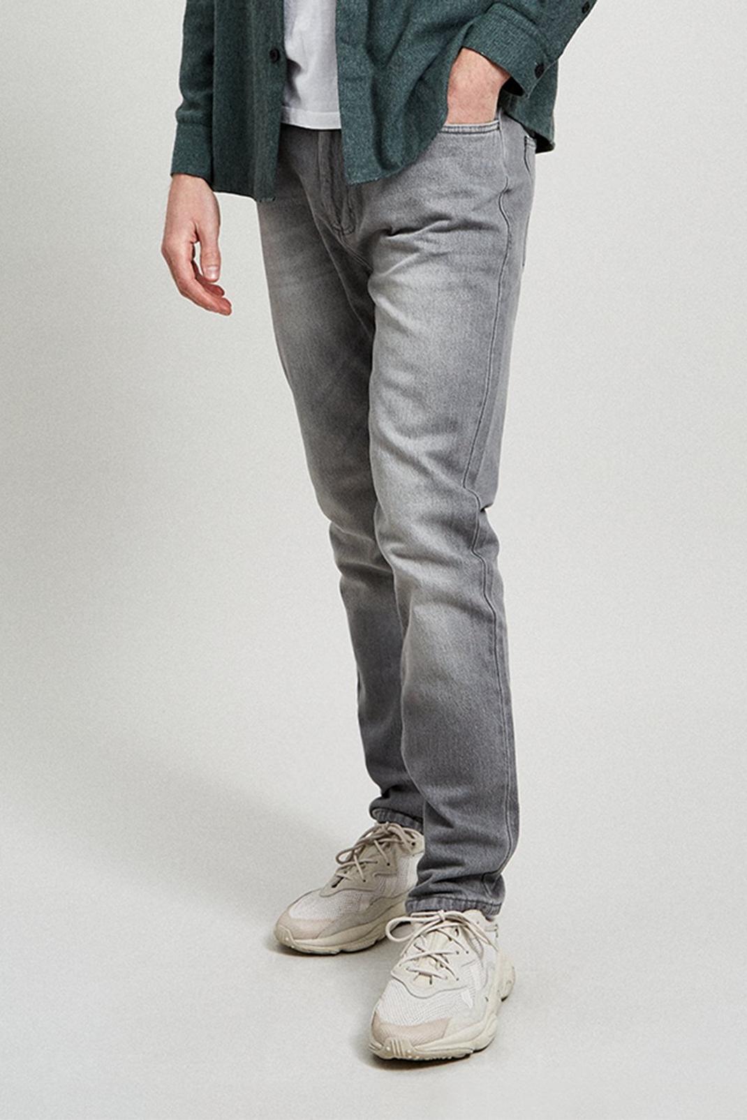Tapered Mid Grey Jeans image number 1