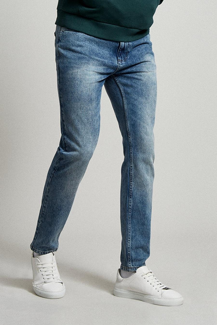 Tapered Grit Blue Jeans