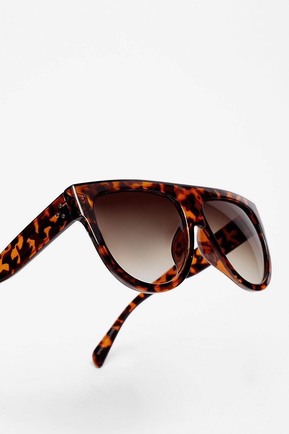 Tortoise shell flat top sunglasses top