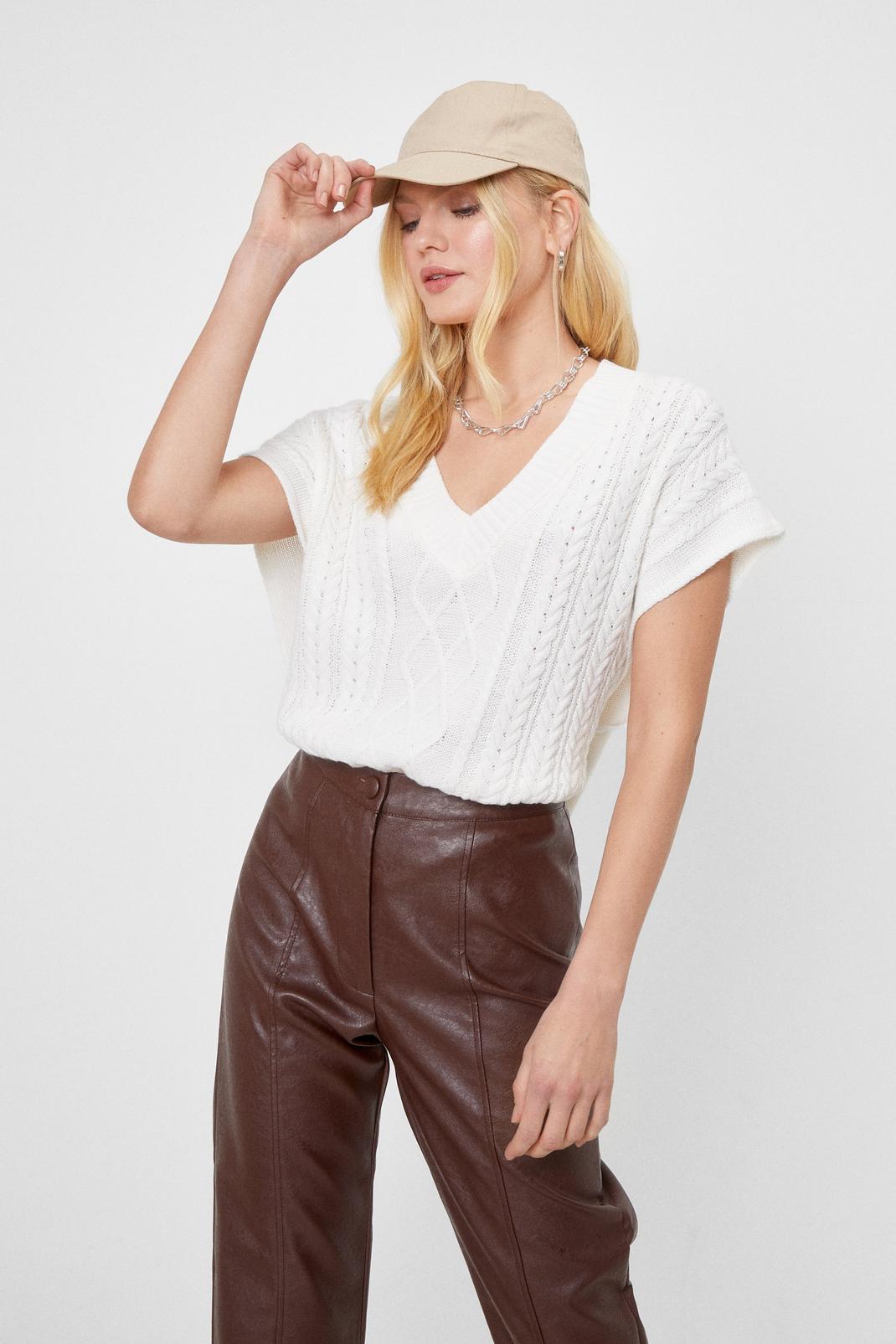 Cream Cable Knit Cropped V Neck Tank Top image number 1