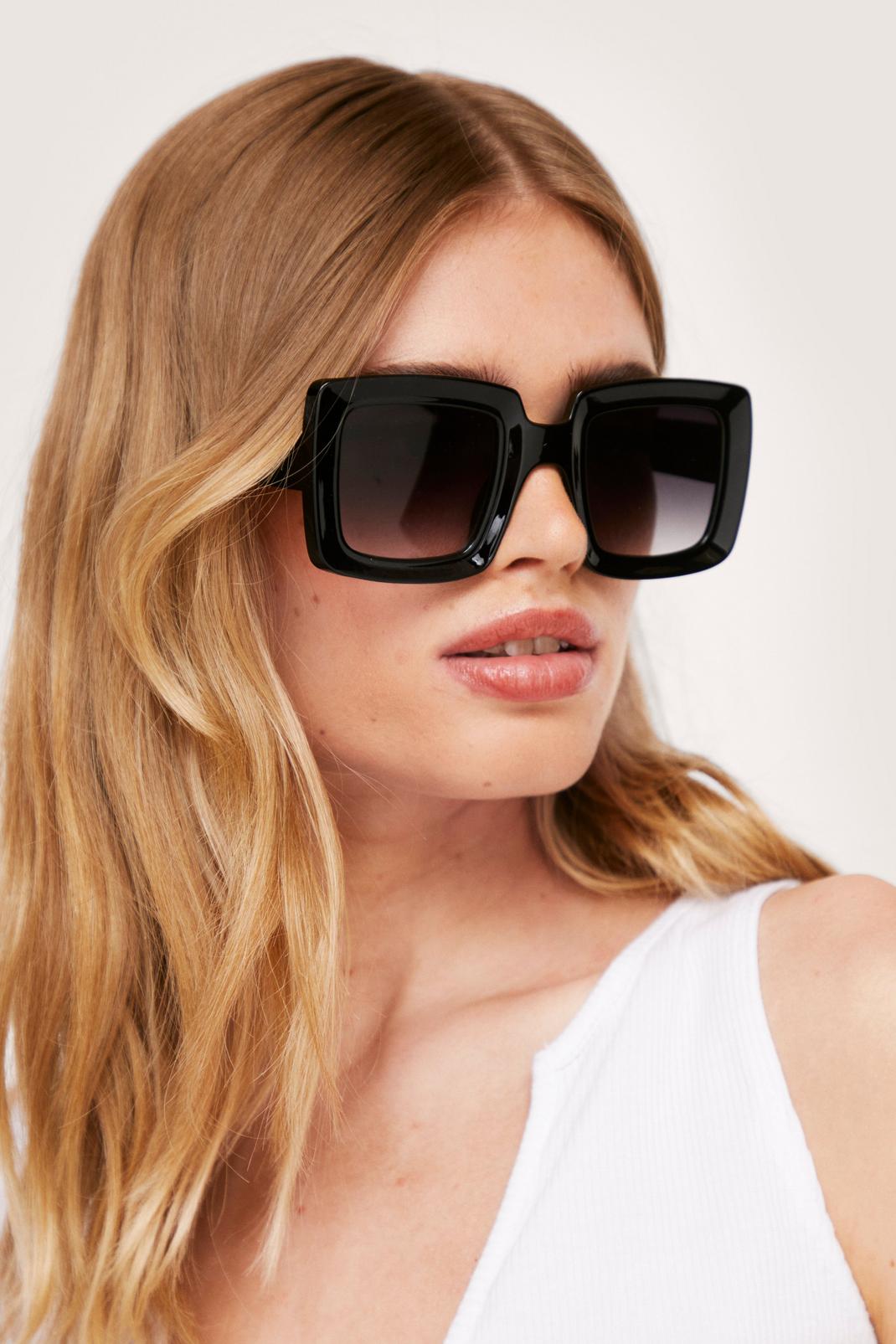 Black Oversized Chunky Square Tinted Sunglasses image number 1