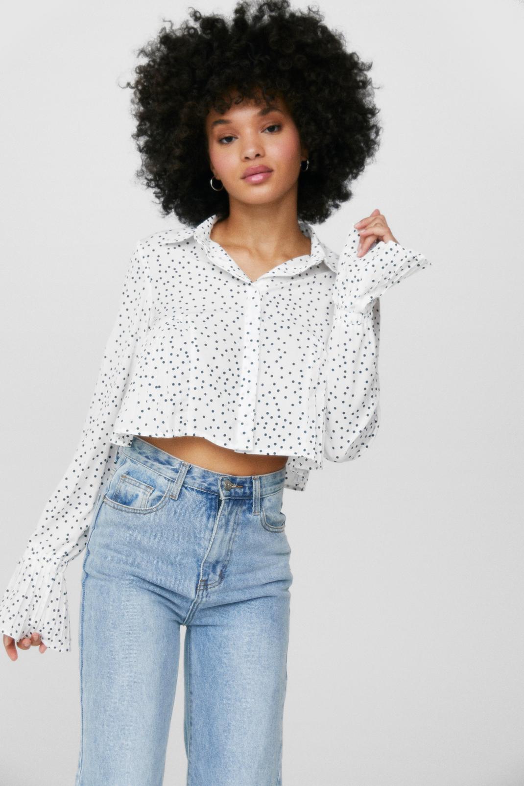 White Polka Dot Pleated Cropped Shirt image number 1