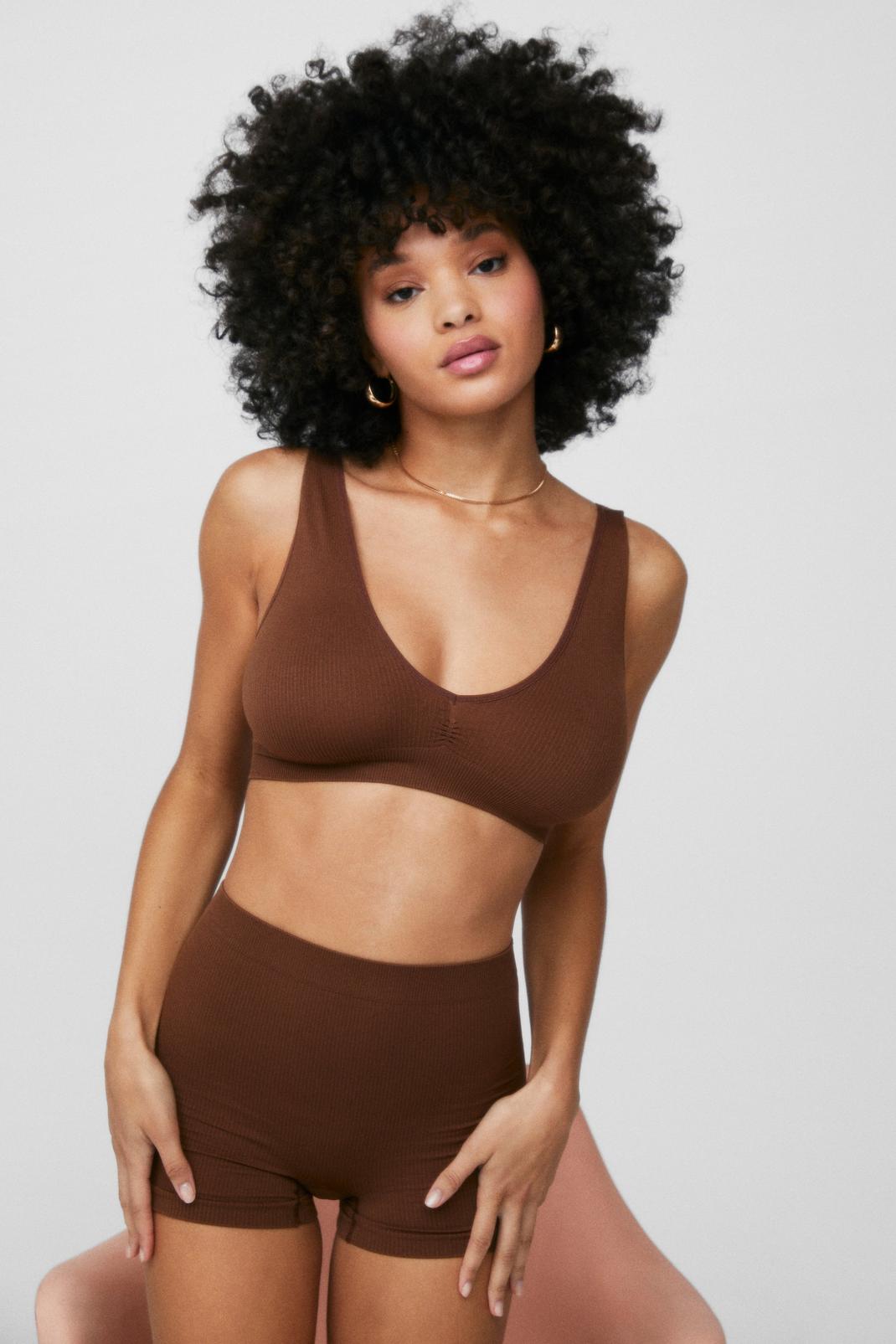 185 Seamless Bralette and Boxer Shorts Set image number 2