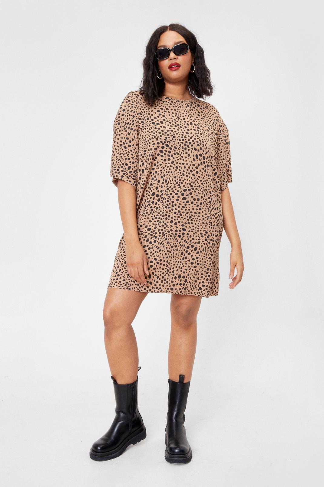 Grande taille - Robe t-shirt côtelée à imprimé léopard Savane le faire, Brown image number 1