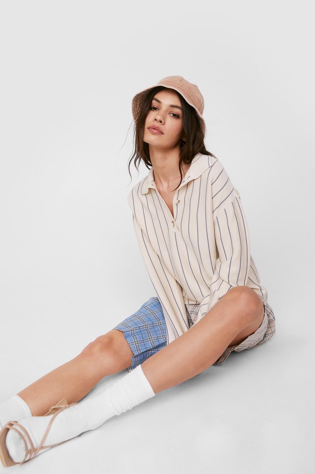 Light stone A Love Stripe Ours Relaxed Collar Sweatshirt image number 1