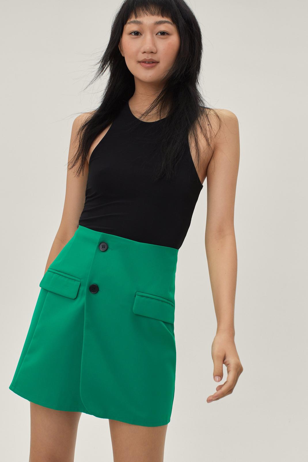 Mini jupe portefeuille à poches et fermeture boutonnée , Green image number 1