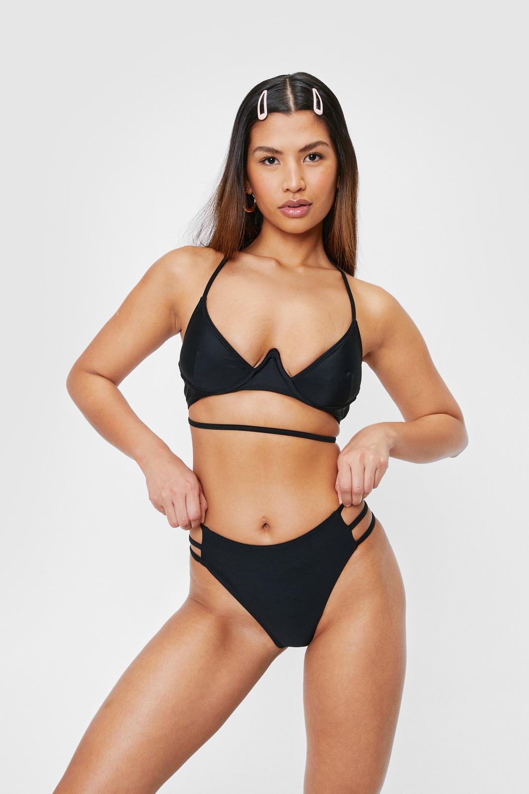 Bikini haut bustier à armature & bas taille haute à découpes, Black image number 1