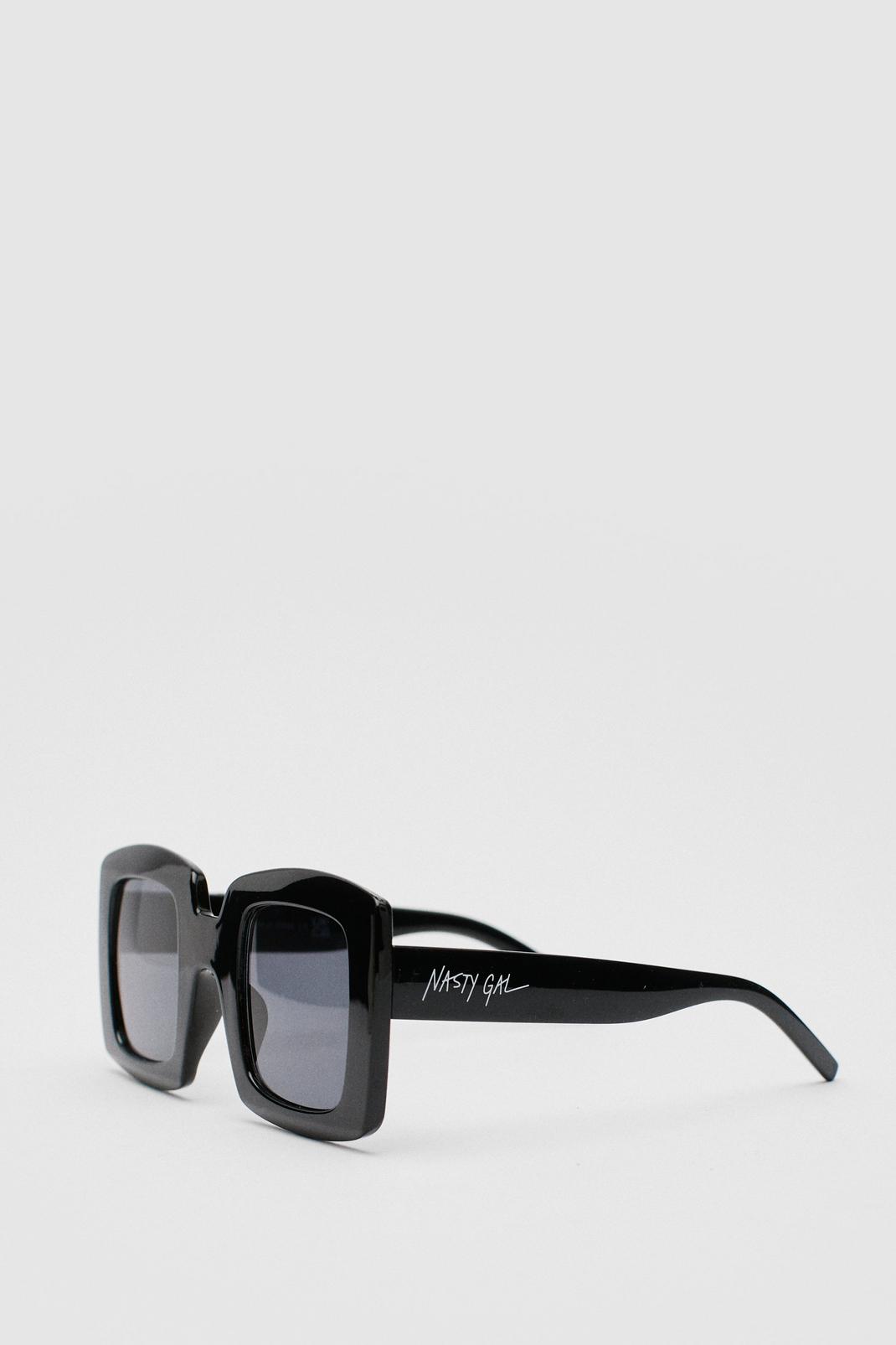 Black Nasty Gal Tinted Graphic Square Sunglasses image number 1