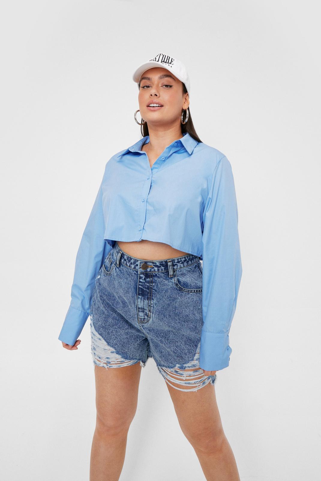 424 Plus Size Relaxed Distressed Mom Shorts image number 2