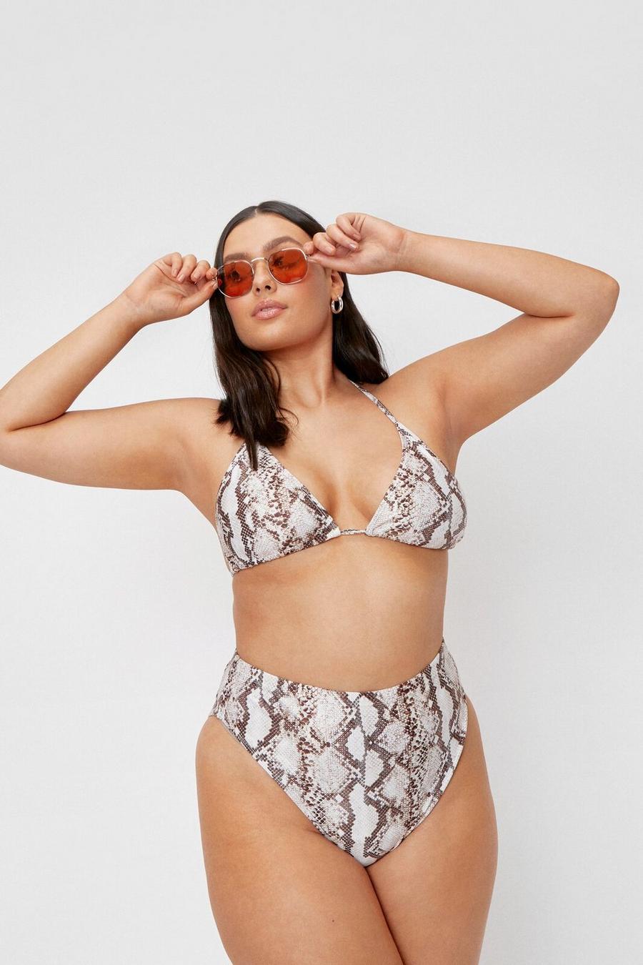 Plus Size Curve Swimsuits & | Nasty Gal