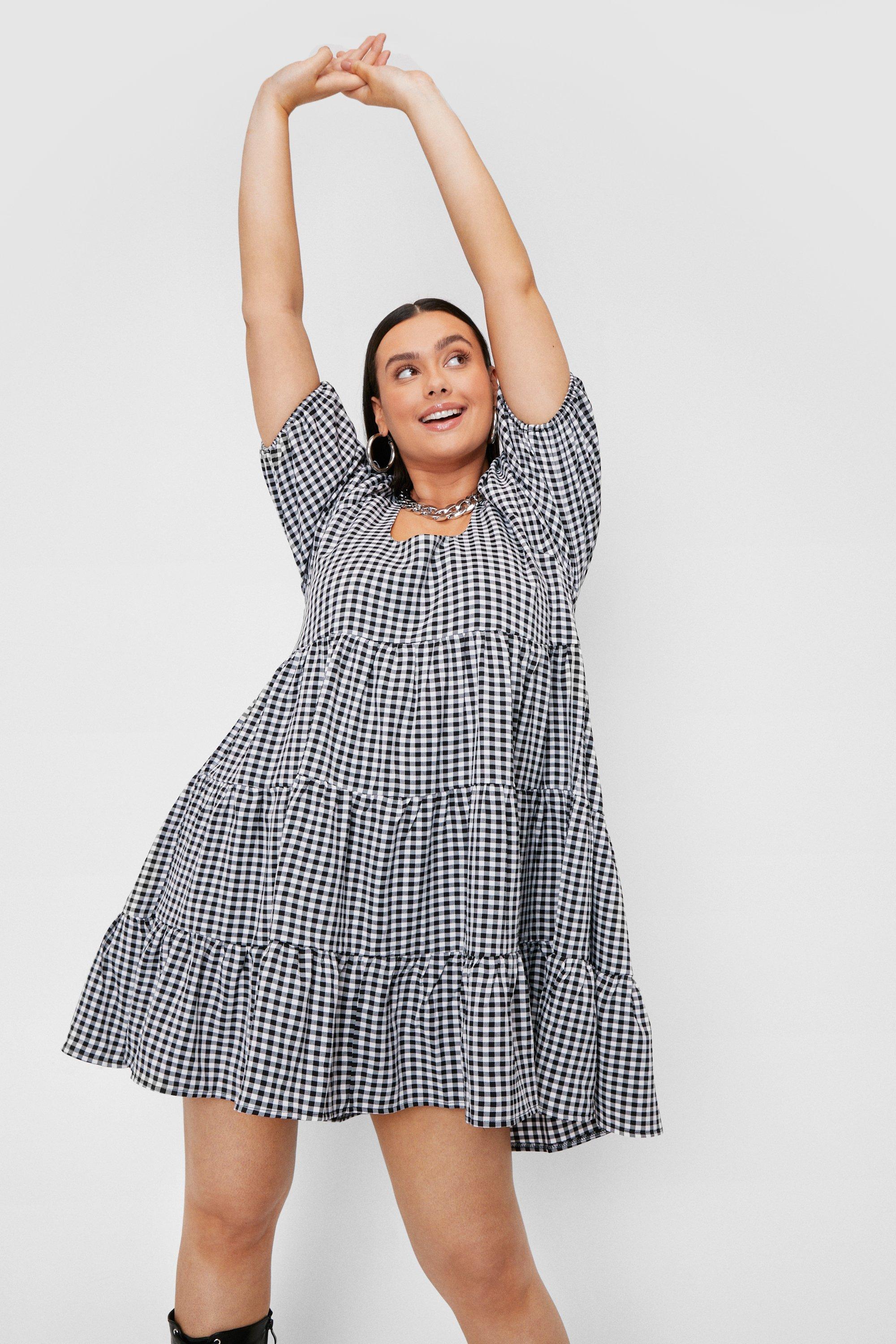 Plus Size Gingham Print Tiered Mini Dress