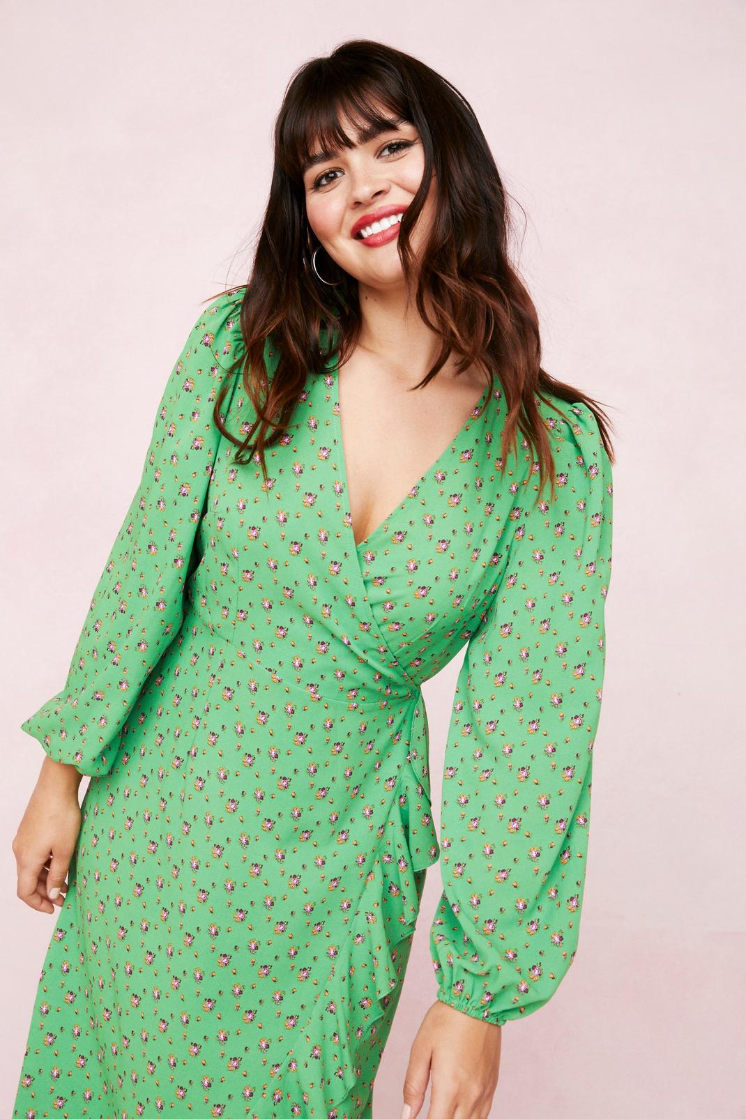 Green Plus Size Floral Long Sleeve Wrap Dress image number 1