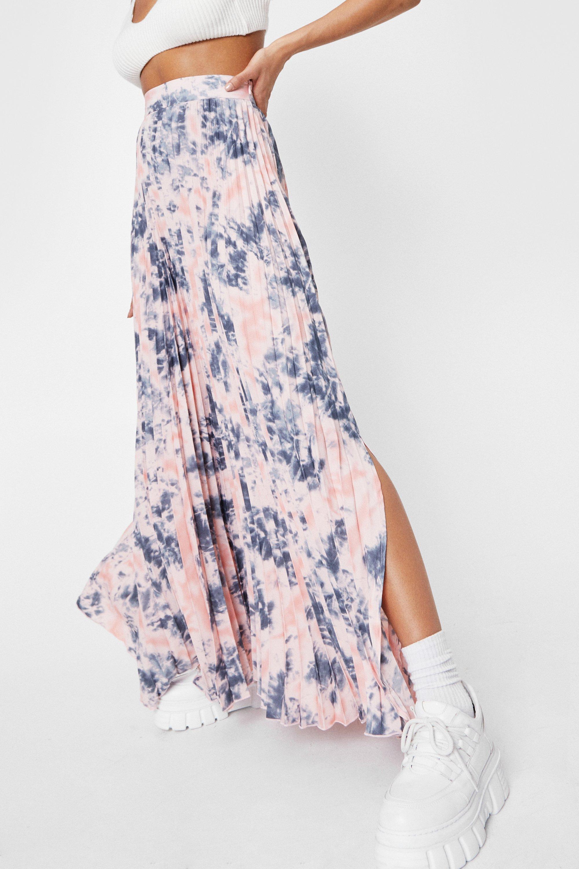 Tie Dye Pleated Slit Maxi Skirt