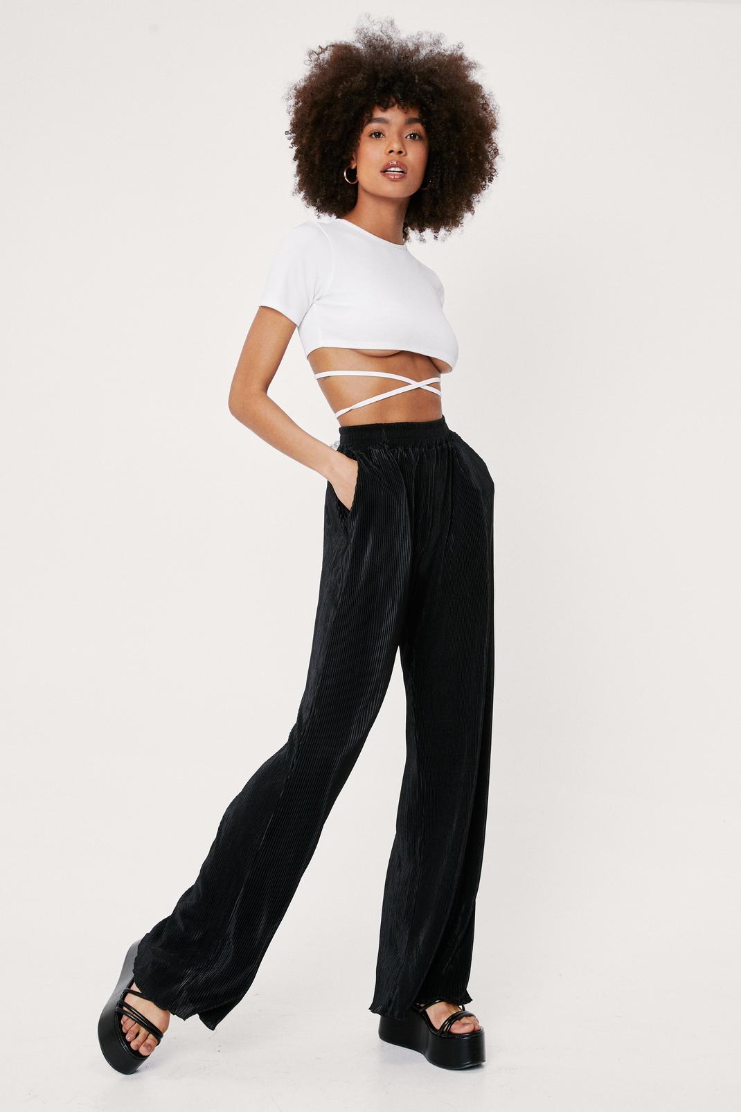 Black Plisse Cropped Trousers