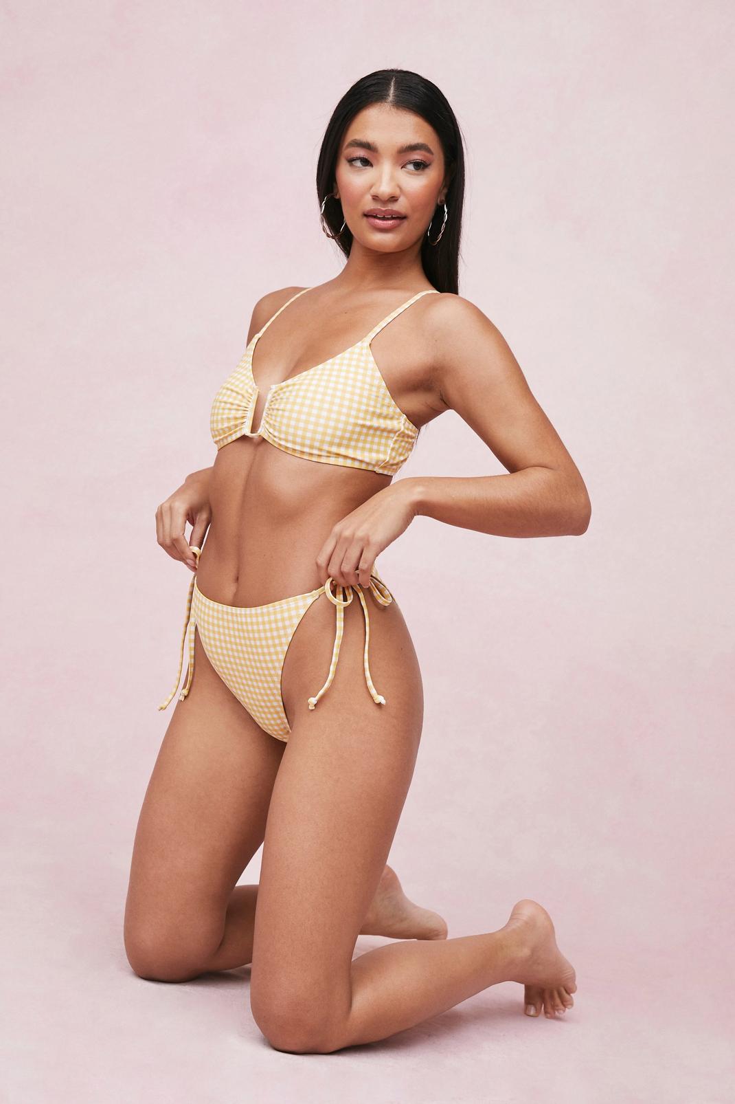 Bikini haut brassière à armature & bas à attaches à imprimé vichy, Yellow image number 1