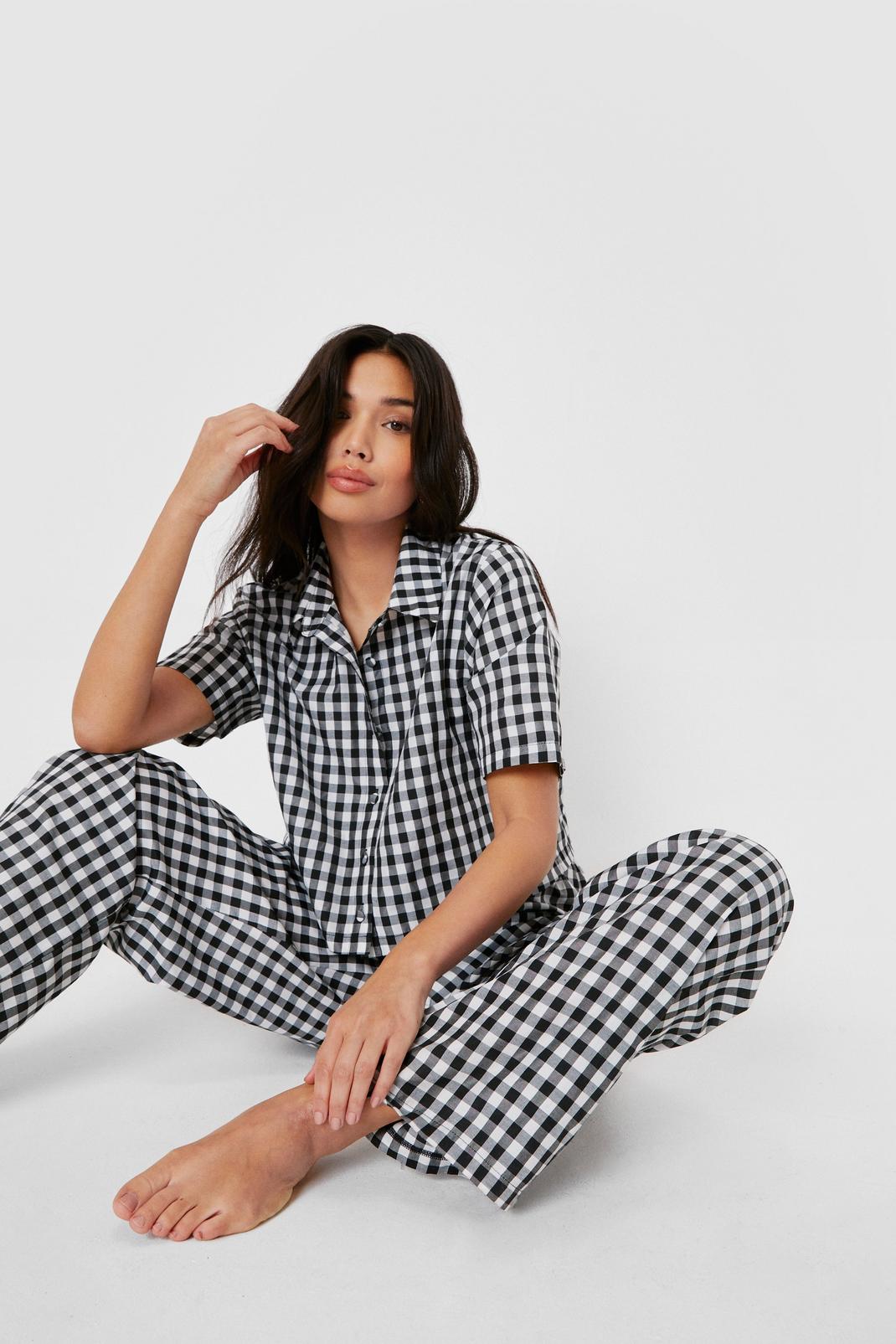Black Gingham Print Cropped Pyjama Shirt and Trousers Set image number 1