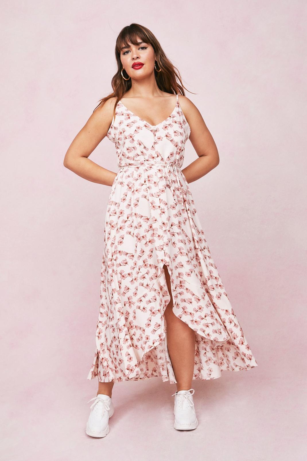 Cream Plus Size Floral Print Strappy Maxi Dress image number 1