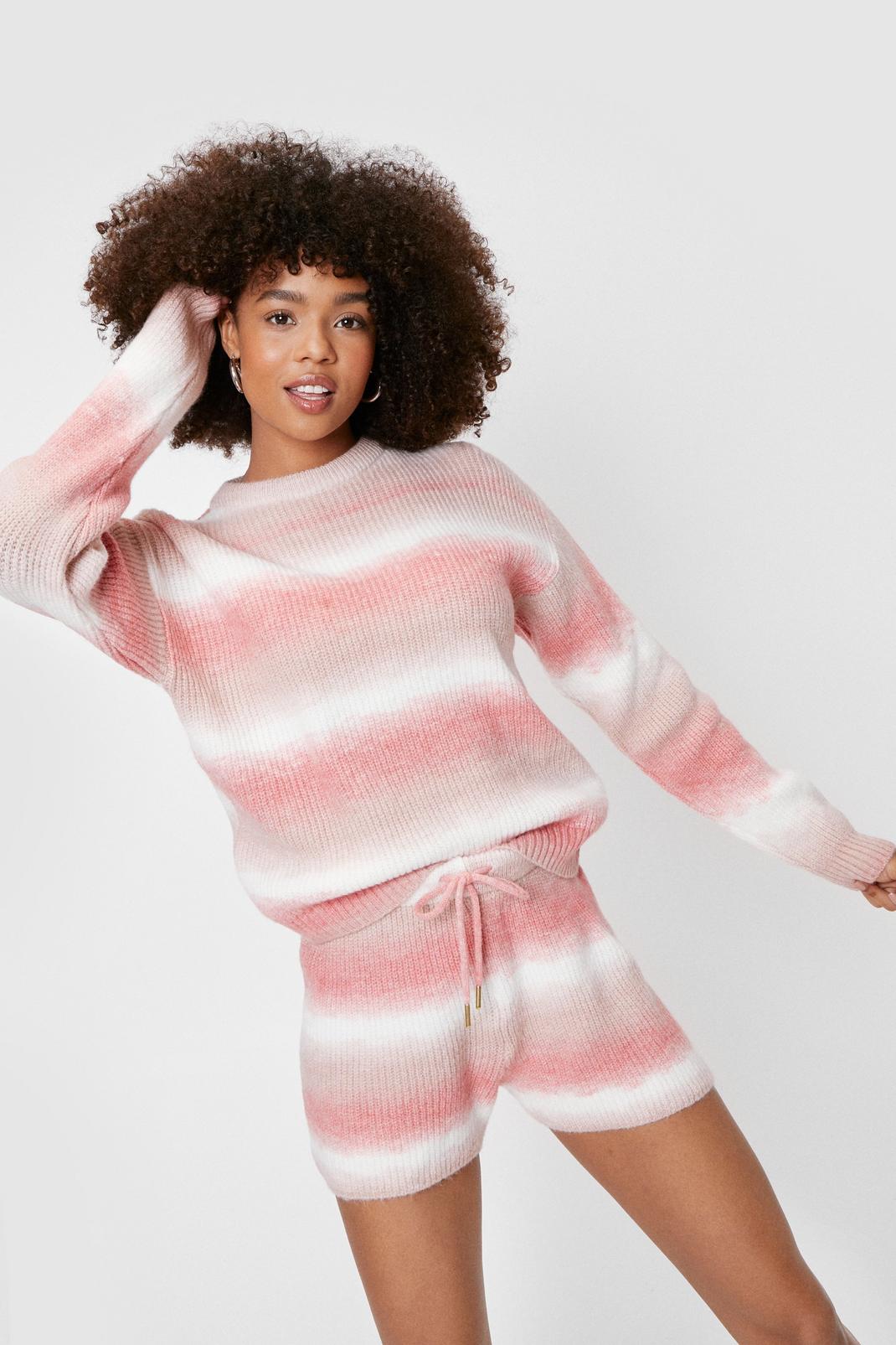 155 Ombre Knitted Jumper and Shorts Lounge Set image number 2