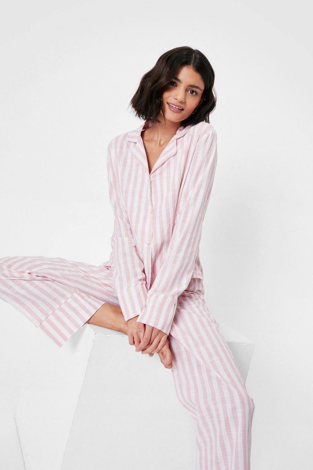 Pyjama chemise & pantalon à imprimé rayures, Pink image number 1