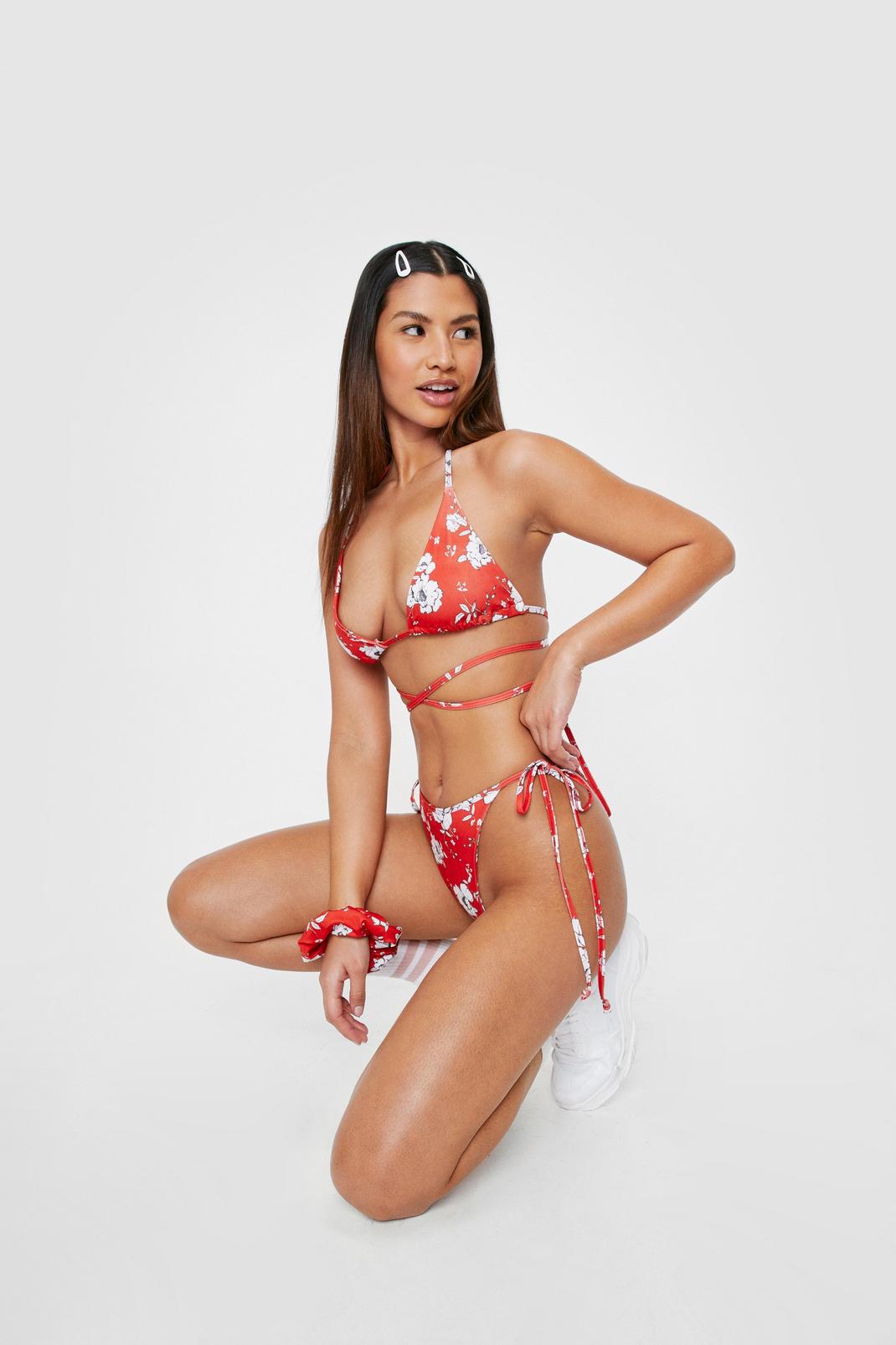 Red Floral Triangle Strappy Bikini and Scrunchie Set image number 1