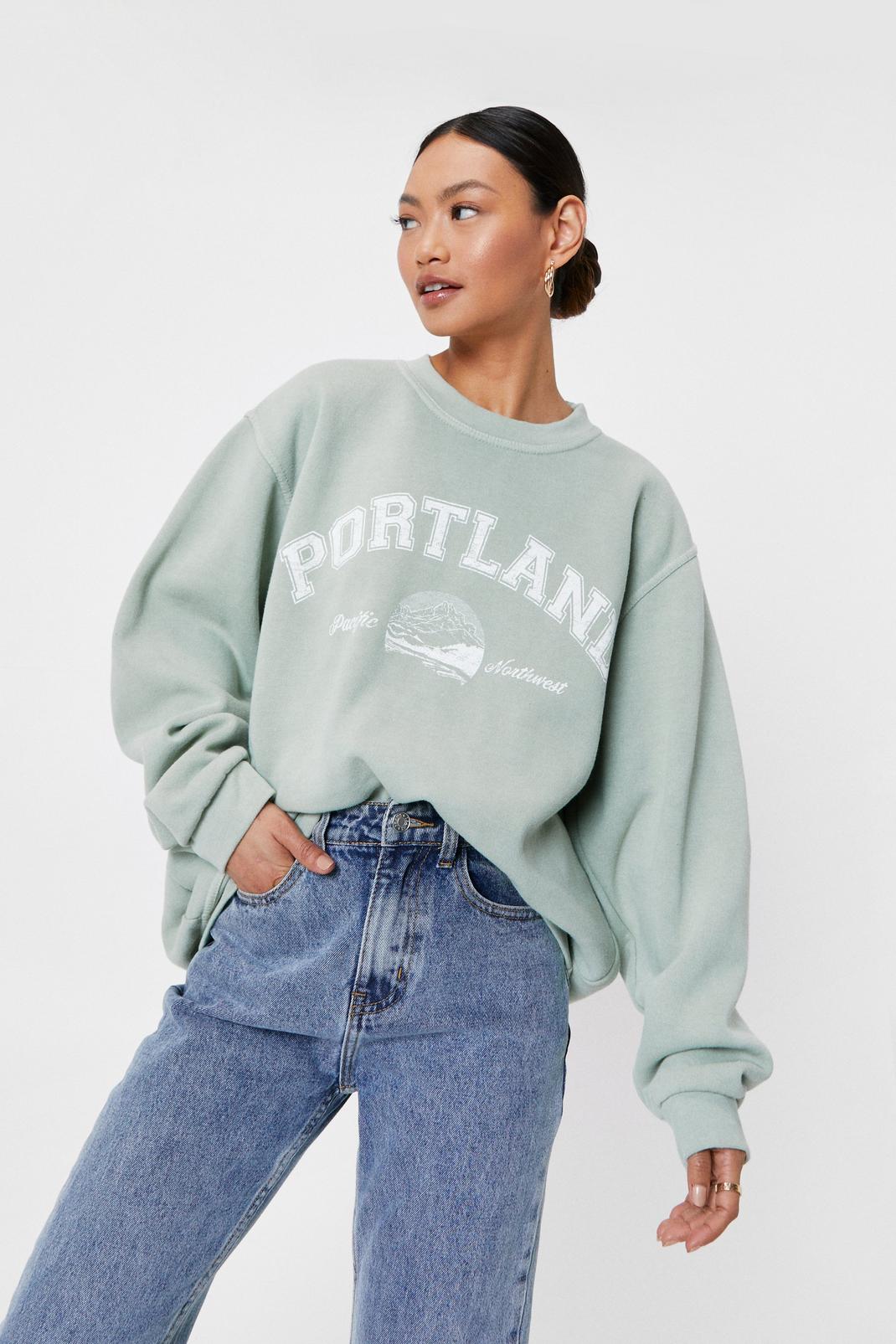 Petite Portland Graphic Long Sleeve Sweatshirt | Nasty Gal