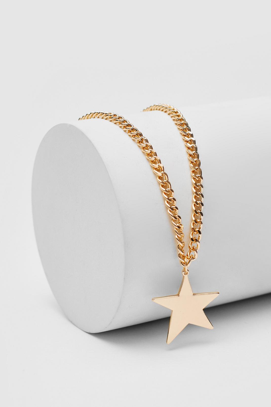 Gold Star Pendant Curb Chain Necklace image number 1