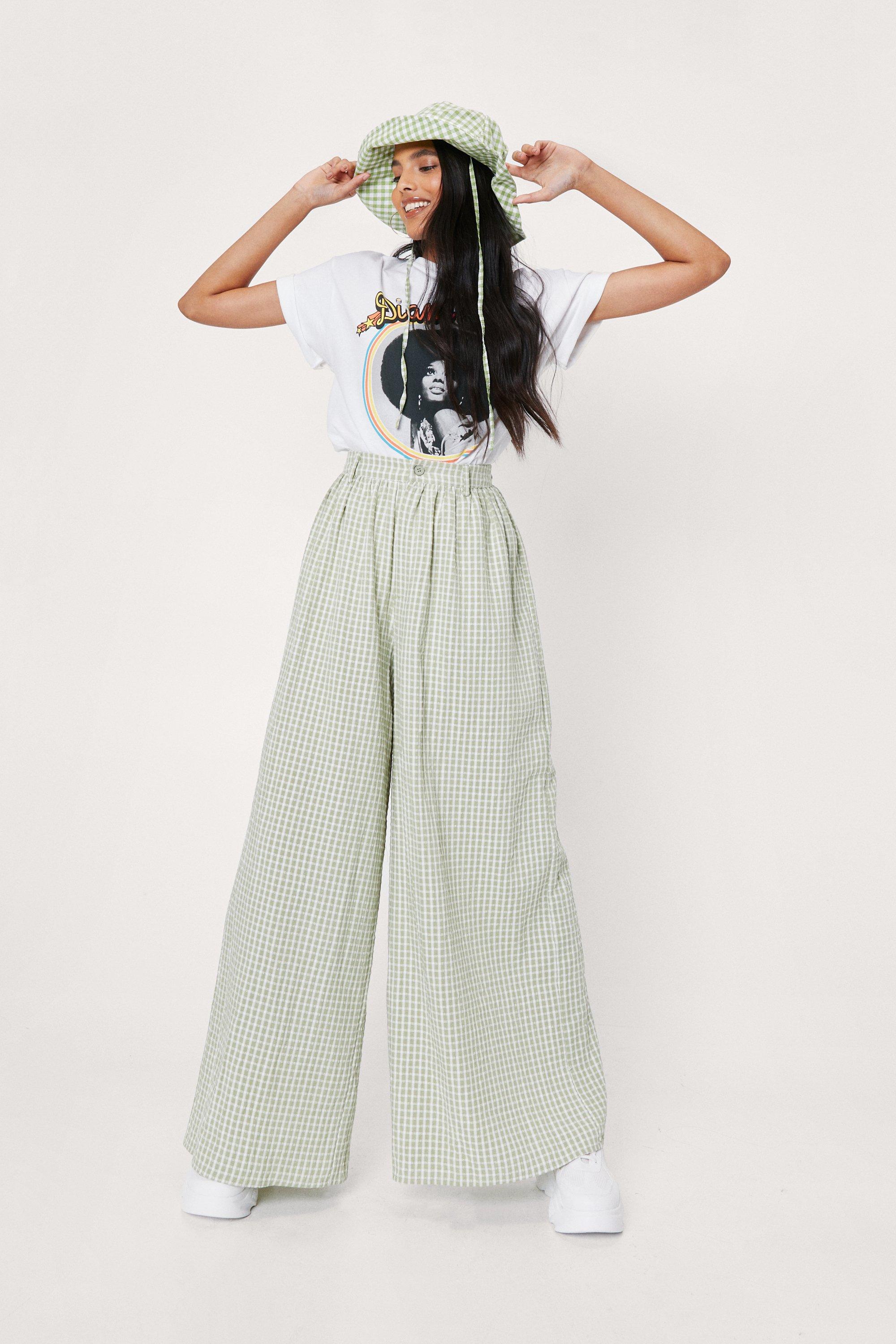 extreme wide leg trousers